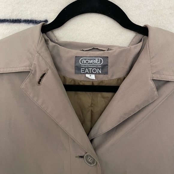 Vintage Eaton Trench coat - Picture 3 of 6